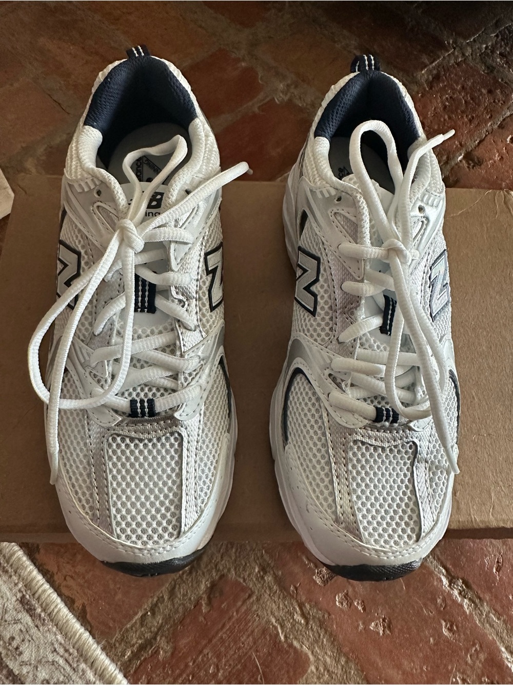 NWOT New Balance 530 Unisex Shoe - Picture 3 of 6